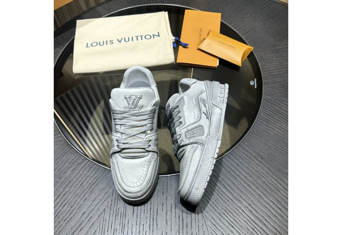 LOVT SNEAKER lv-251