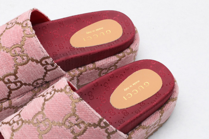 guc sandal