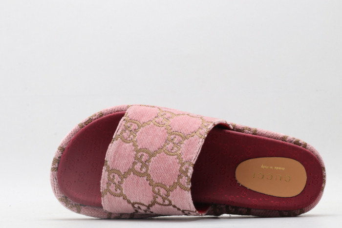 guc sandal