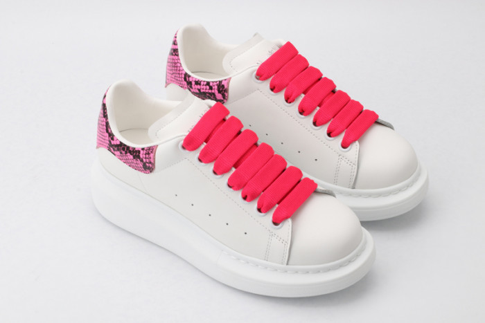alex mcqu sneakers