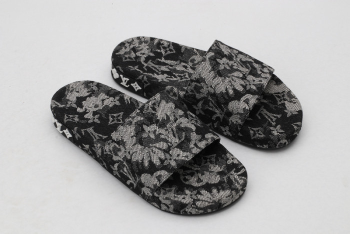 lovt sandal