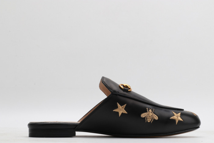 guc loafer