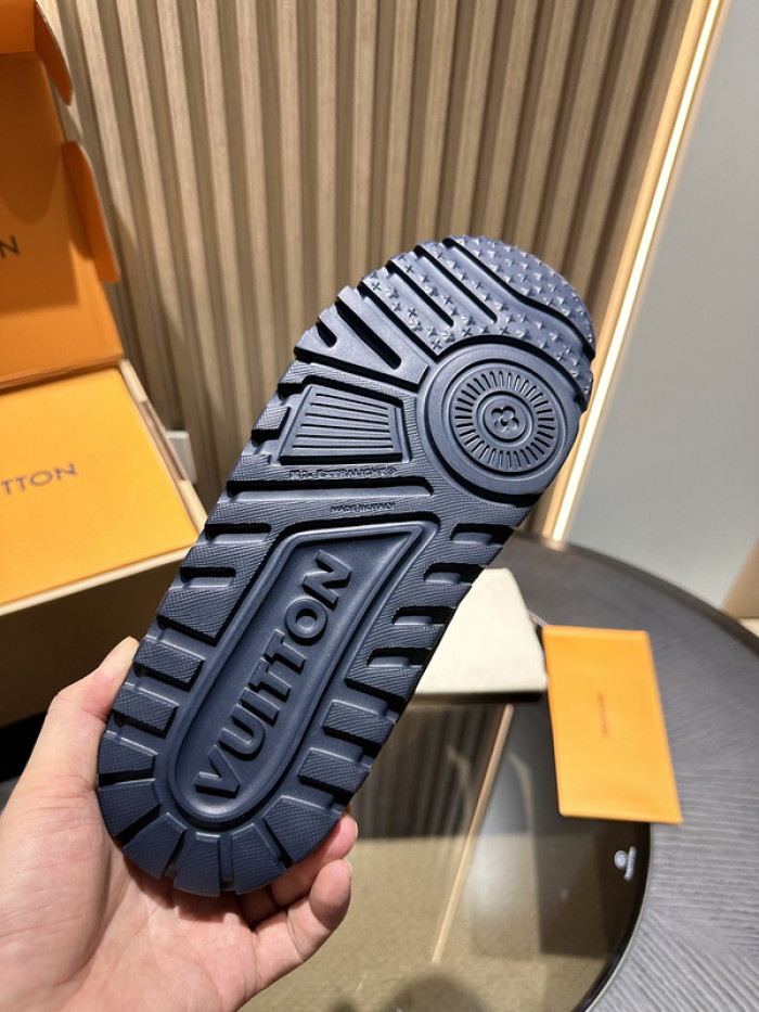 LOVT SNEAKER lv-189