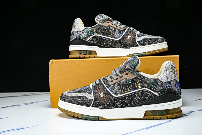 LOVT SNEAKER lv-547