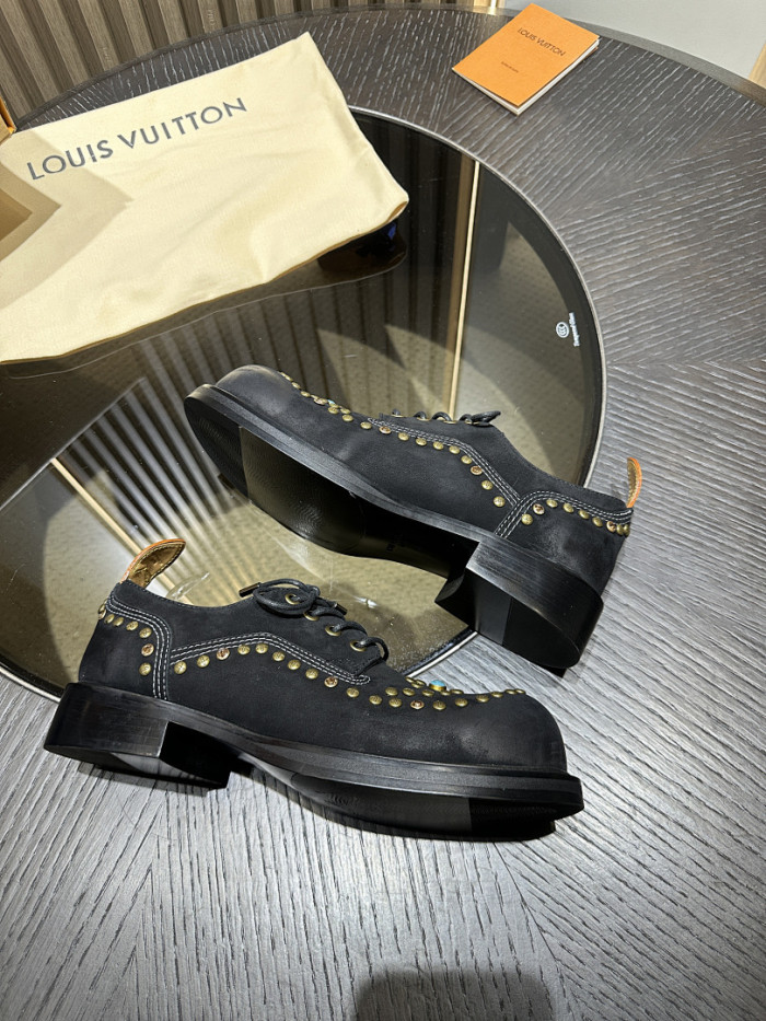 LOVT SNEAKER lv-554
