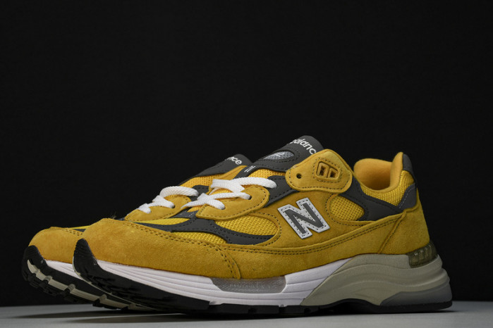 new Ba1an*e 992 yellow grey m992bb