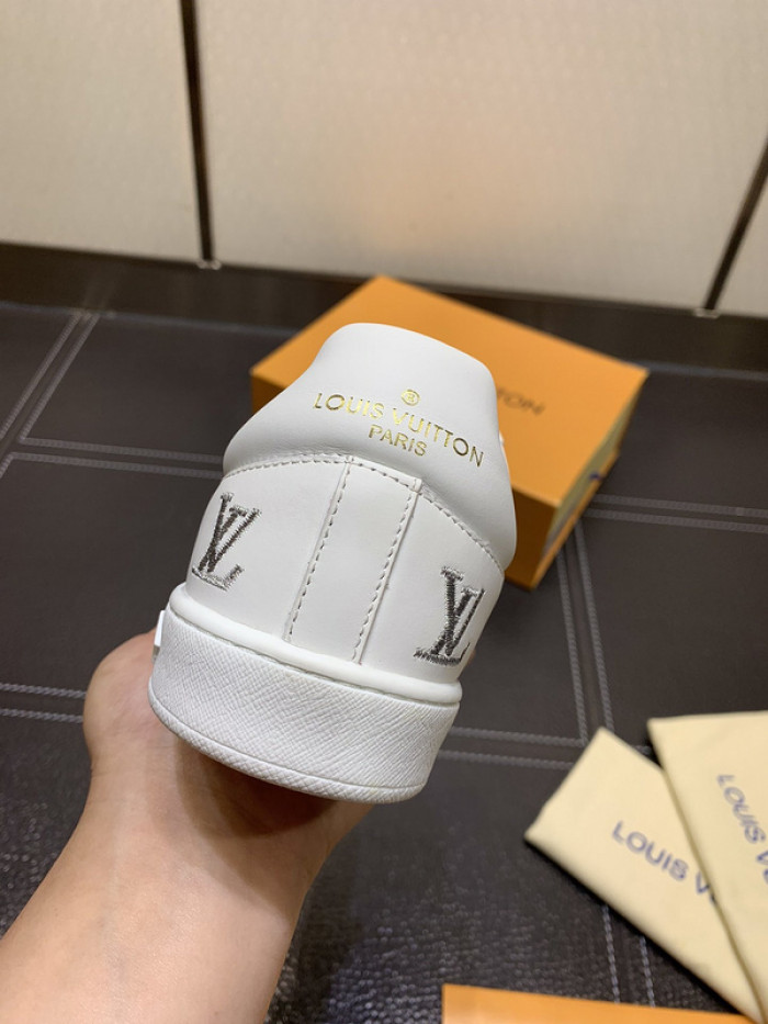 lovt sneaker