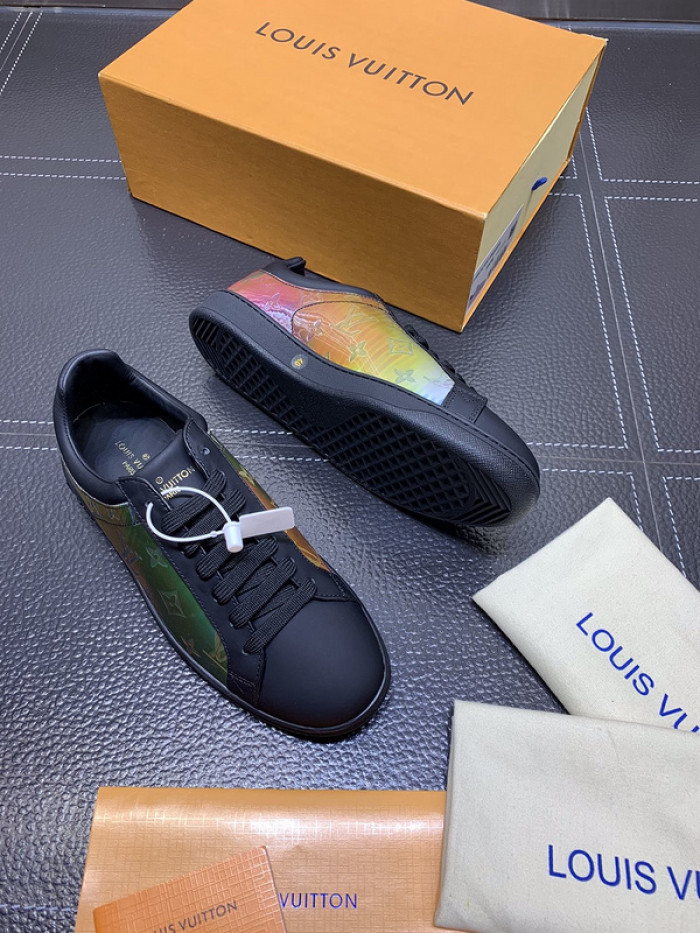 lovt sneaker