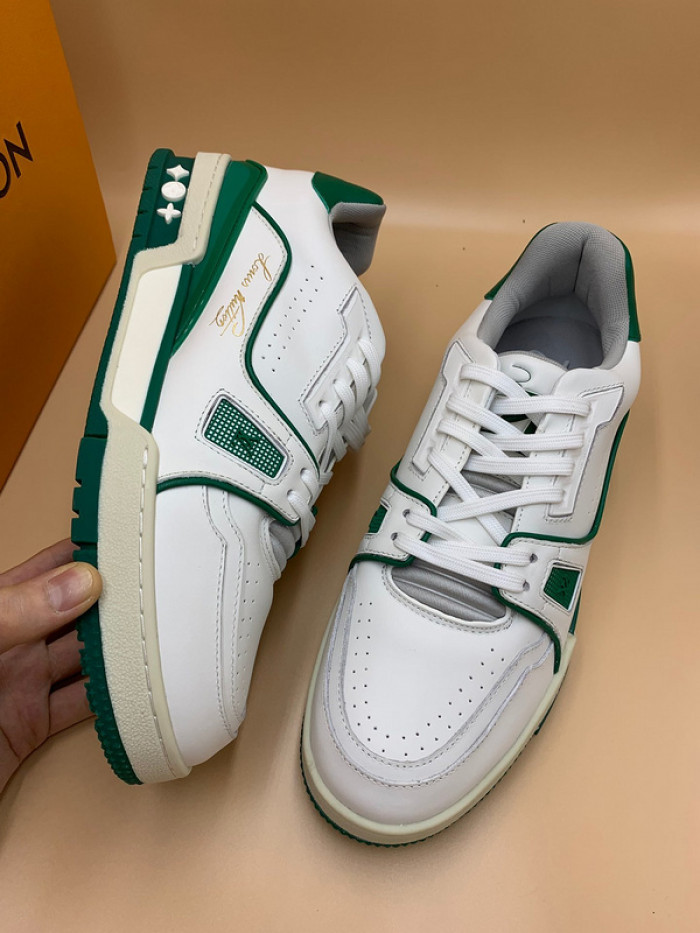 lovt sneaker