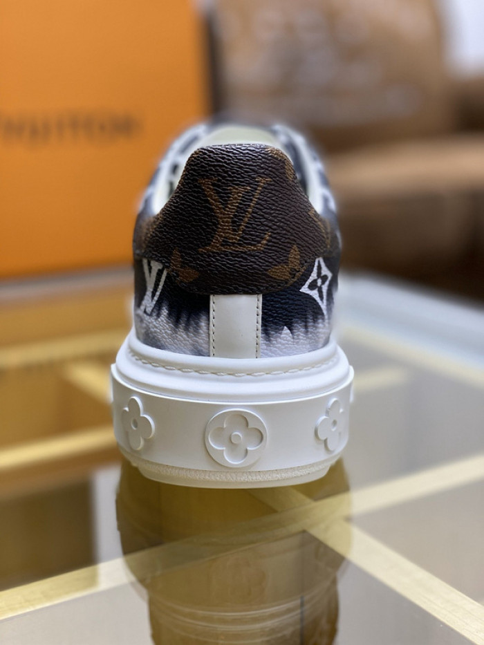 lovt sneaker