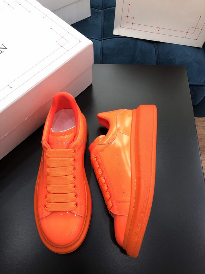 alex mcqu sneakers