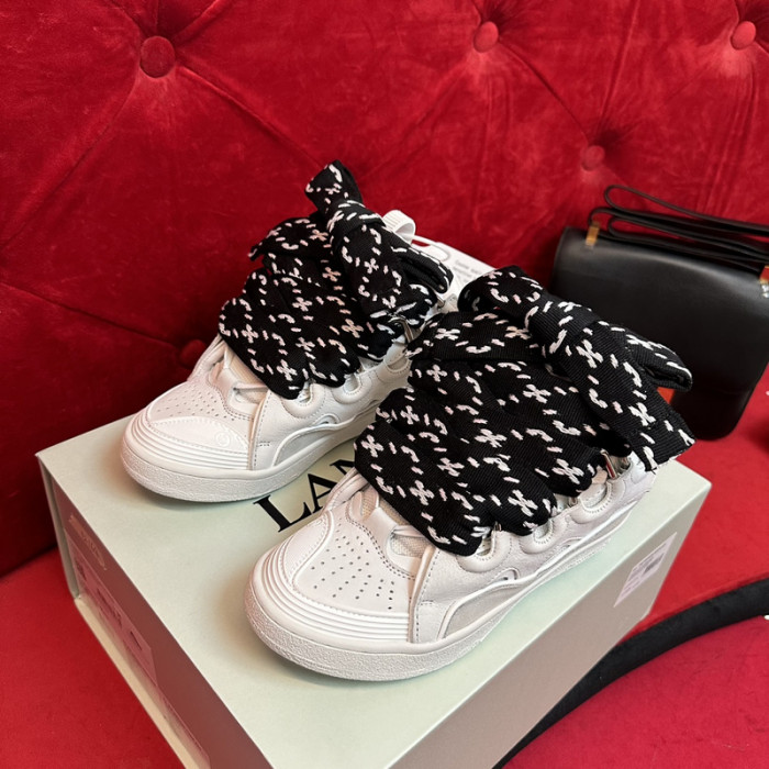 Lanu1n curb sneaker 111197
