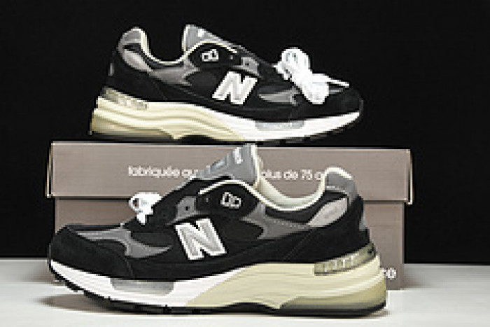 new Ba1an*e 992 black grey suede m992eb
