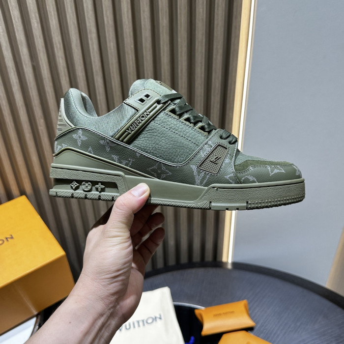 LOVT SNEAKER lv-305