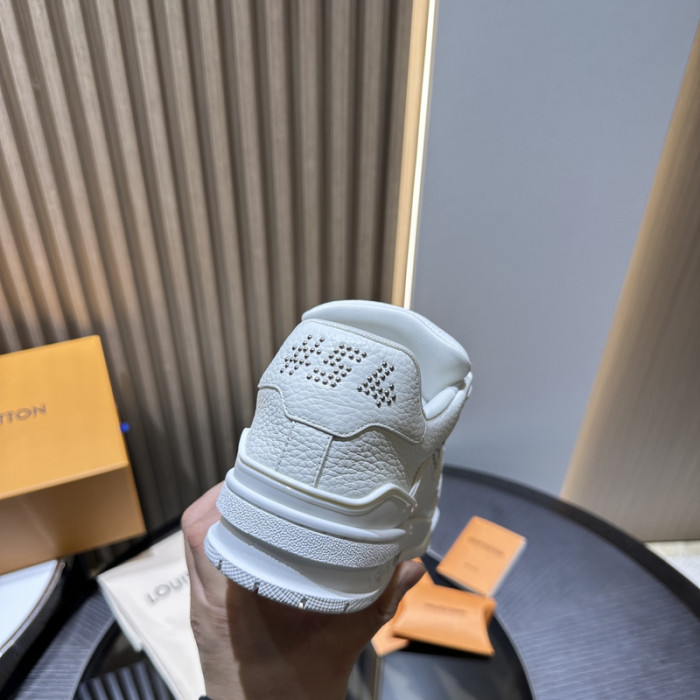 LOVT SNEAKER lv-301