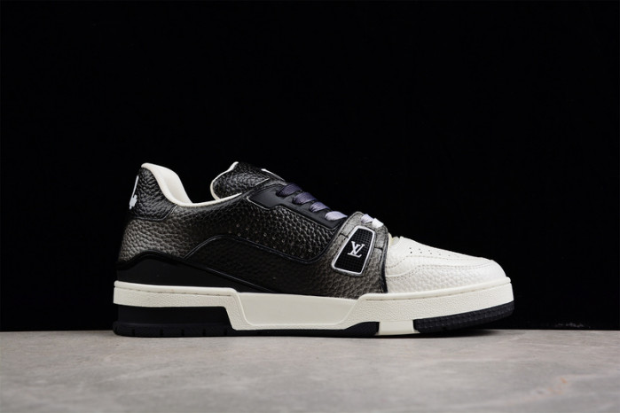 lovt sneaker