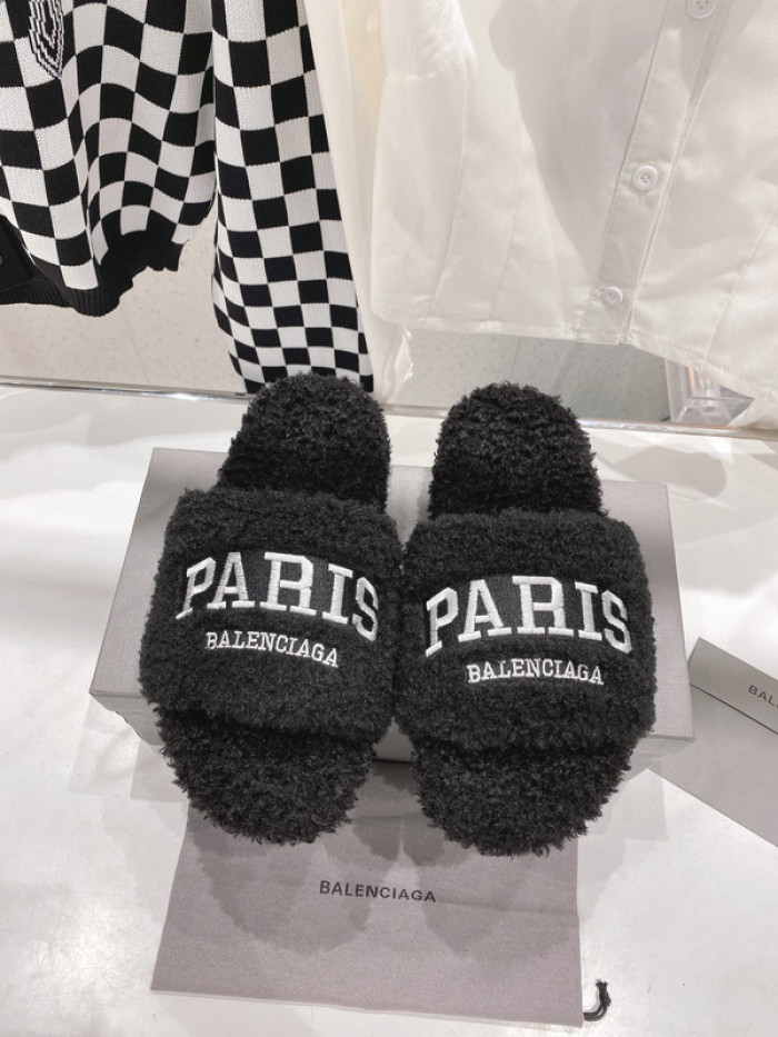 BL SLIPPERS 2307152