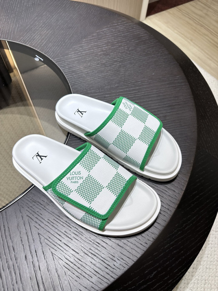 lovt sandal