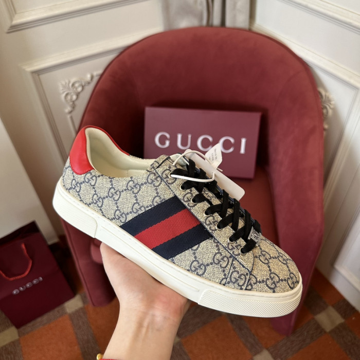 GI ACE EMBROIDERED LOW-TOP SNEAKER 90655