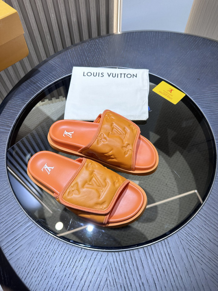 lovt sandal