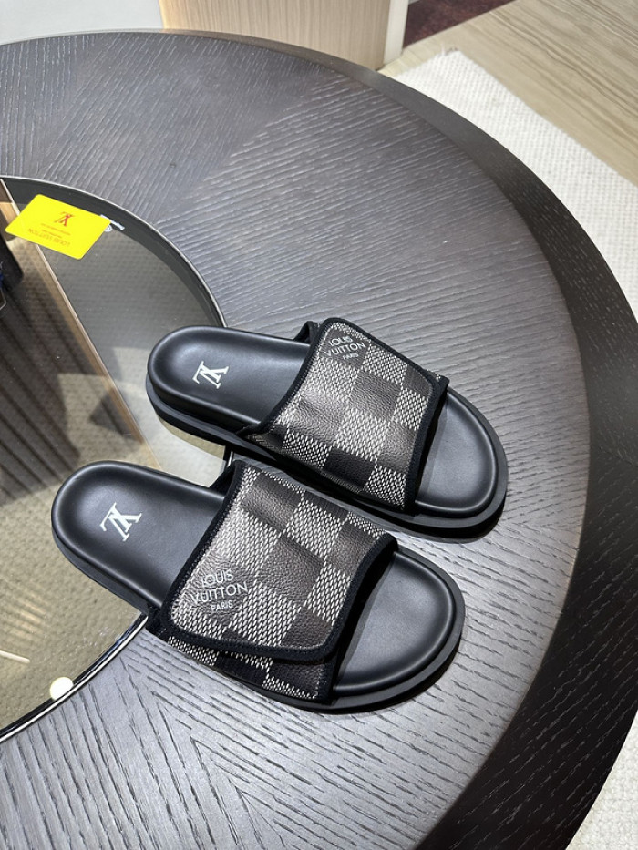 lovt sandal