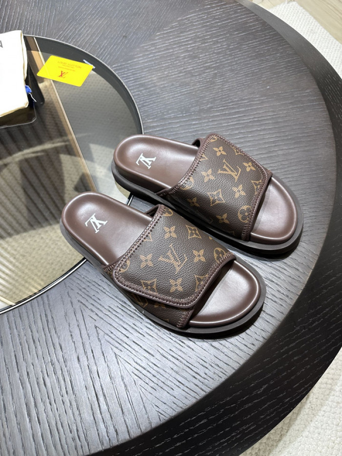 lovt sandal