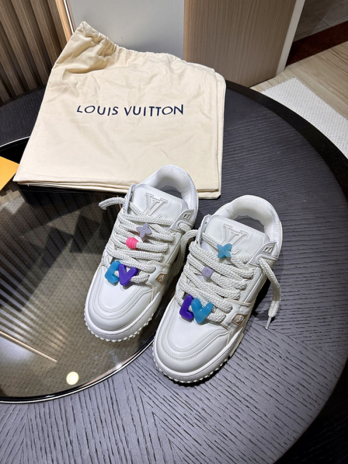 lovt sneaker