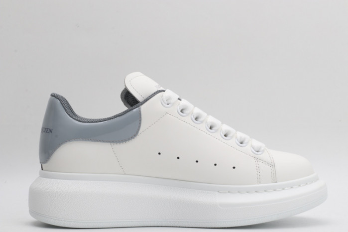 alex mcqu sneakers
