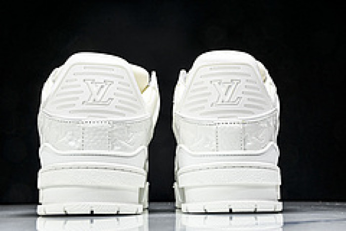 LOVT SNEAKER lv-365