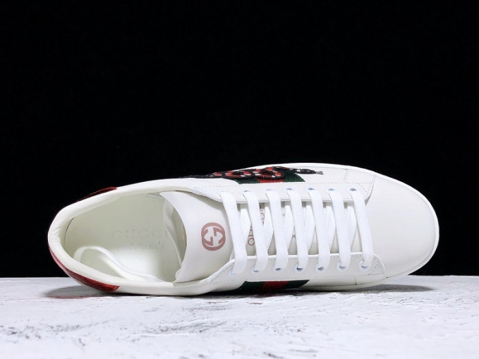 gi ace embroidered low-top sneaker h903p102