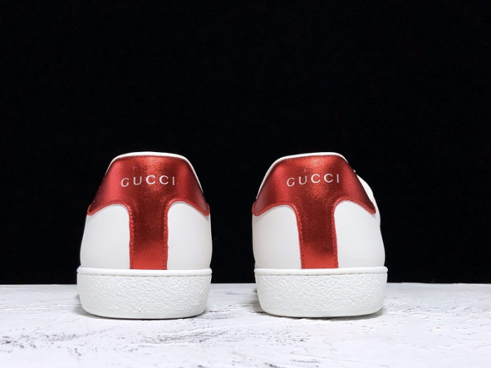 gi ace embroidered low-top sneaker h903p103