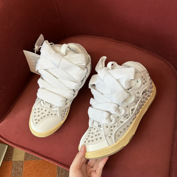 Lanu1n curb sneaker 111215