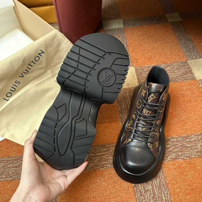 LOVT BOOTS L0-17