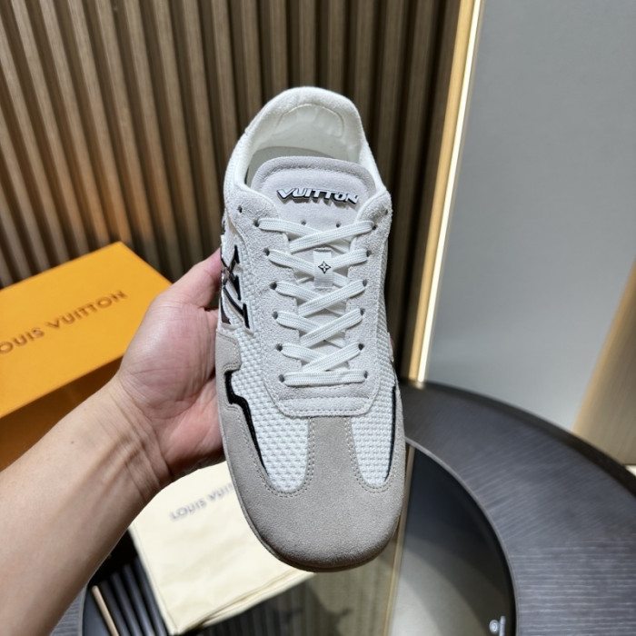 LOVT SNEAKER lv-402