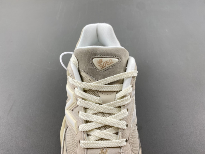 new Ba1an*e 9060 oatmeal u9060jbc