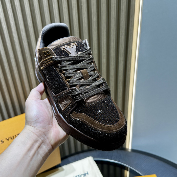 LOVT SNEAKER lv-315