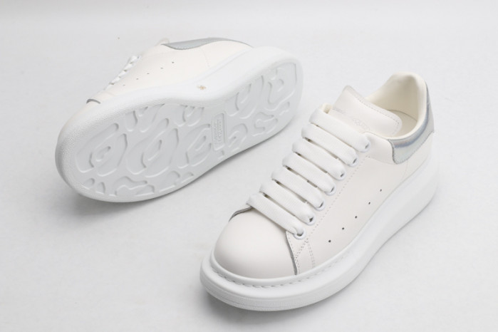 alex mcqu sneakers