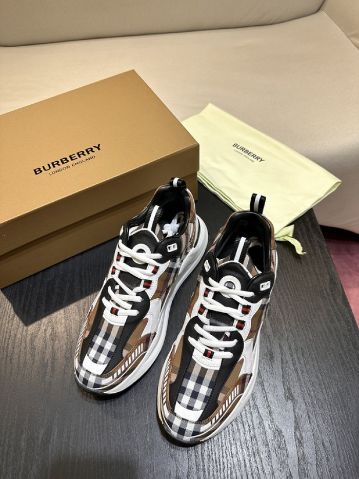 BUBERY SNEAKER 23162