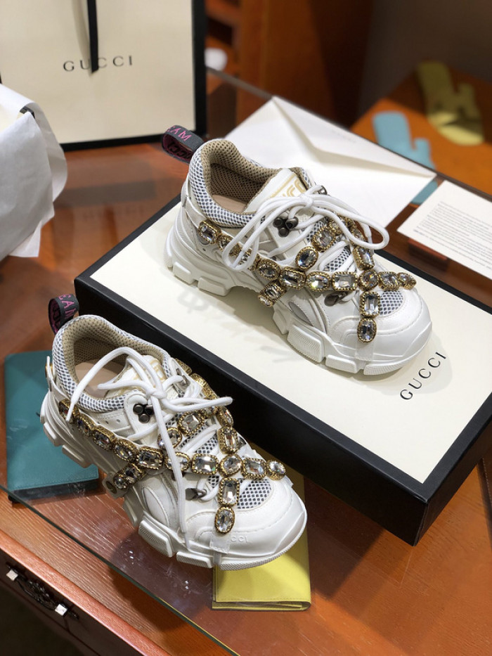gui sneaker 21121401
